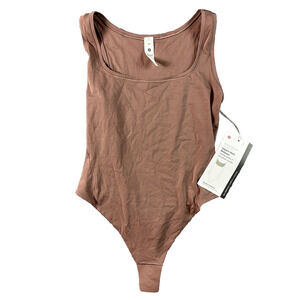 Lululemon Nulu Soft Square Neck Sleeveless Bodysuit Tank Top Twilight Rose Small